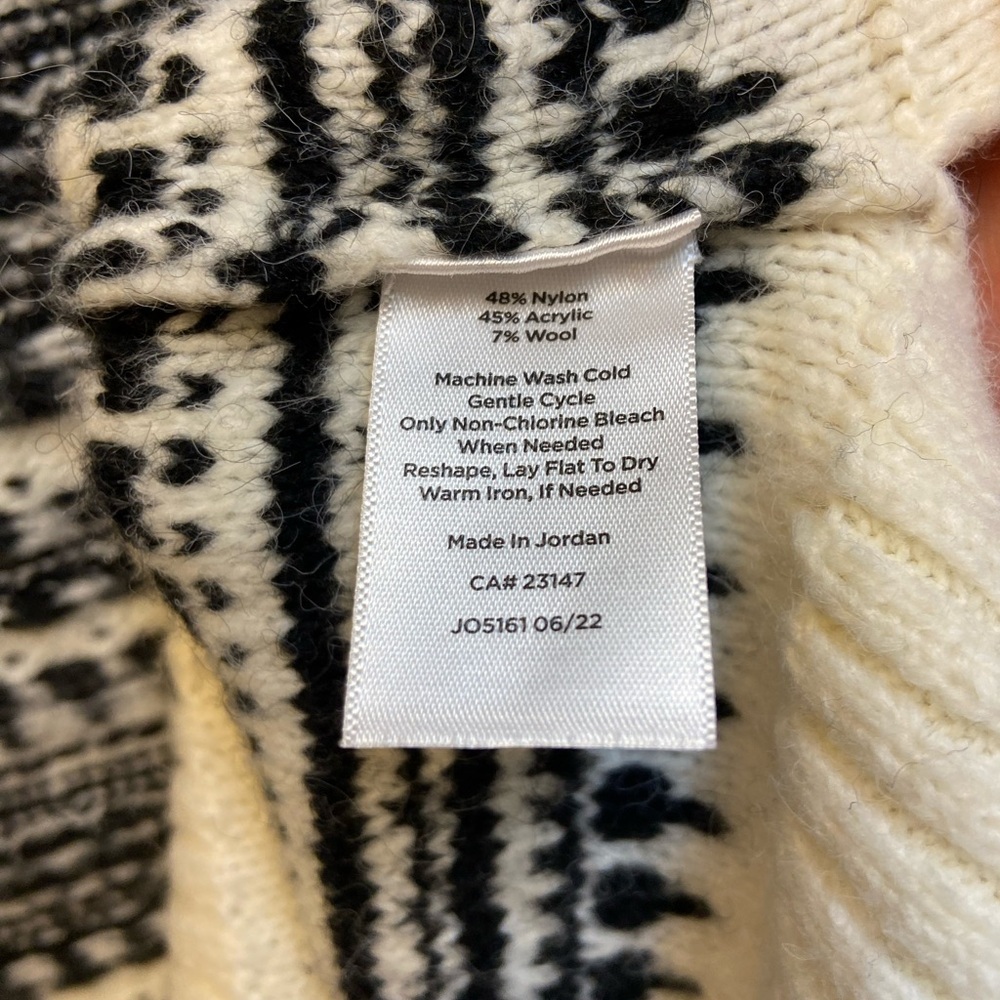 Talbots Black and White Patterned Turtleneck Sweater - Picture 4 of 5